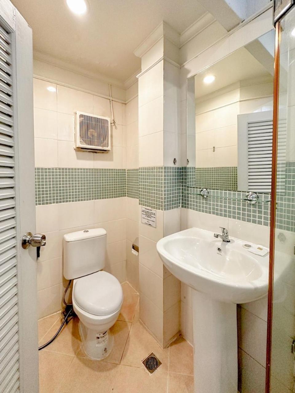 Thrive Hotel Бангкок Экстерьер фото
